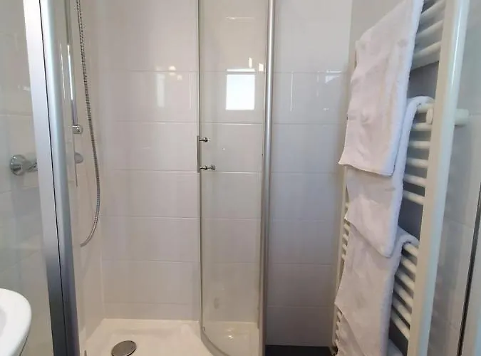 Gl Single Town 公寓 *